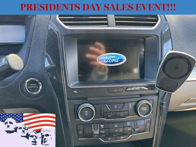 Certified 2018 Ford Explorer XLT w/ Equipment Group 202A image 11