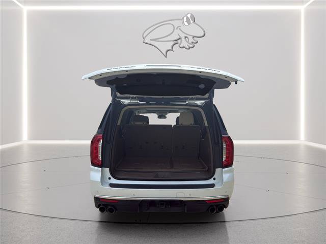 Used 2023 GMC Yukon XL Denali AWD/4WD image 9