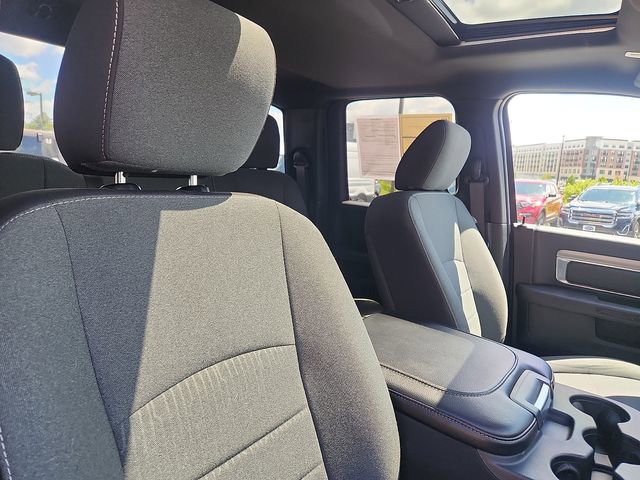 Used 2022 RAM 1500 Classic Warlock w/ Electronics Group AWD/4WD image 32