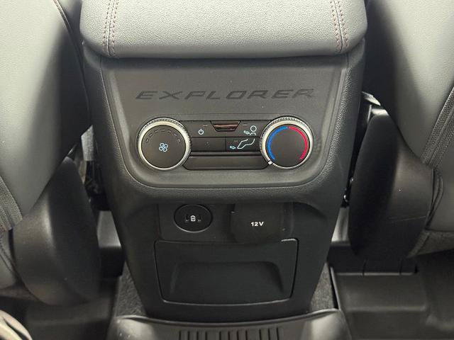 Certified 2025 Ford Explorer Active w/ Active Comfort Package AWD/4WD image 32