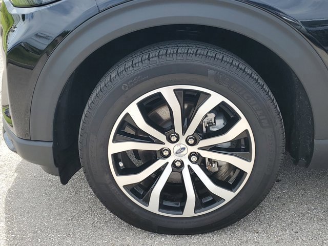 Certified 2025 Ford Explorer ST-Line image 7