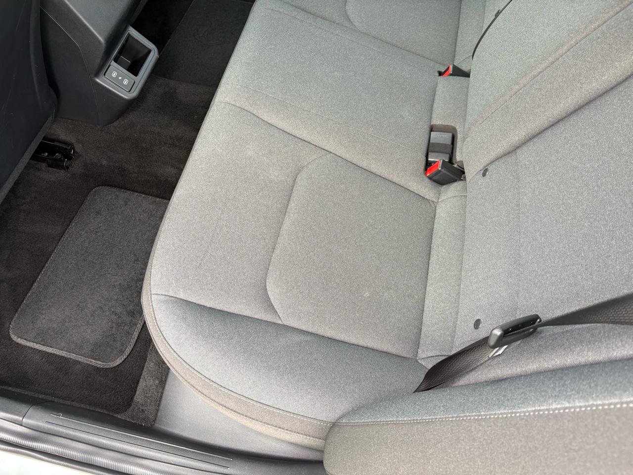 Used 2025 Kia K4 FWD image 37