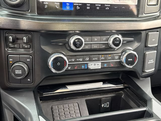 Certified 2024 Ford F350 Lariat w/ Lariat Ultimate Package AWD/4WD image 19