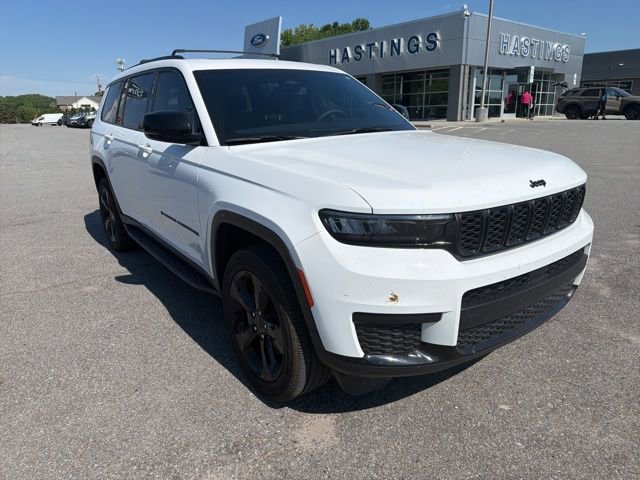 Used 2024 Jeep Grand Cherokee L Altitude image 1