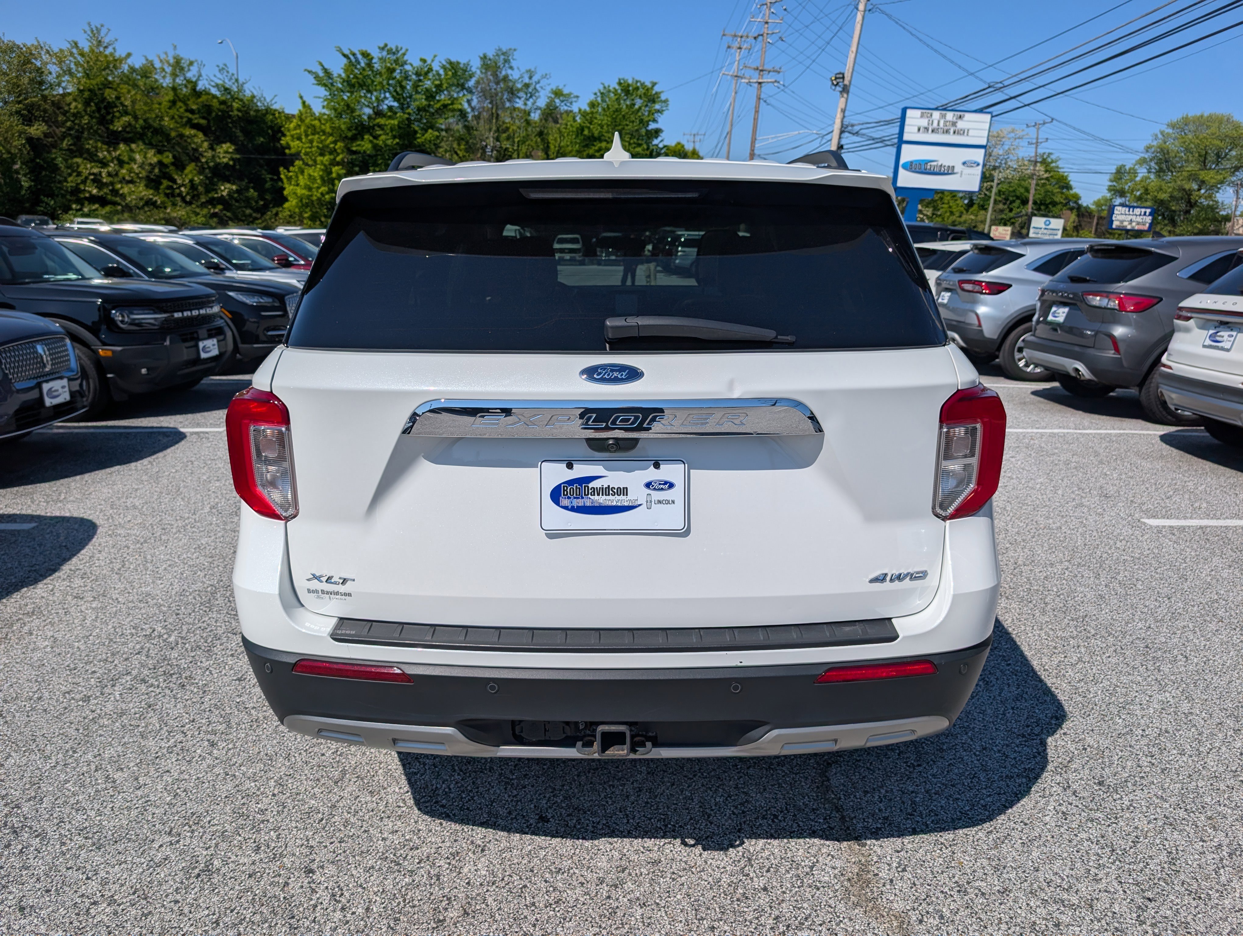Certified 2023 Ford Explorer XLT w/ Equipment Group 202A AWD/4WD image 6