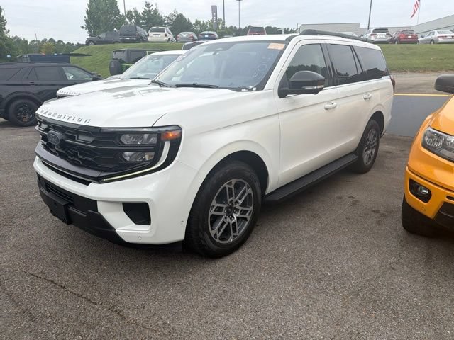 Certified 2025 Ford Expedition Active AWD/4WD image 13