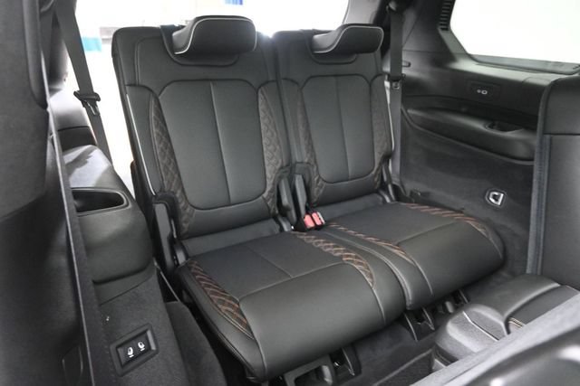 Used 2023 Jeep Grand Cherokee L Summit AWD/4WD image 28