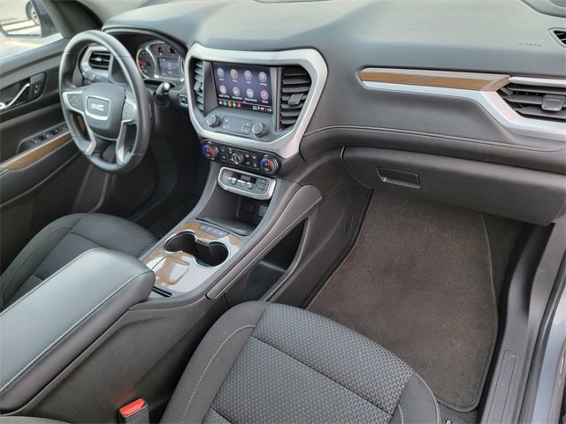 Used 2021 GMC Acadia SLE image 26