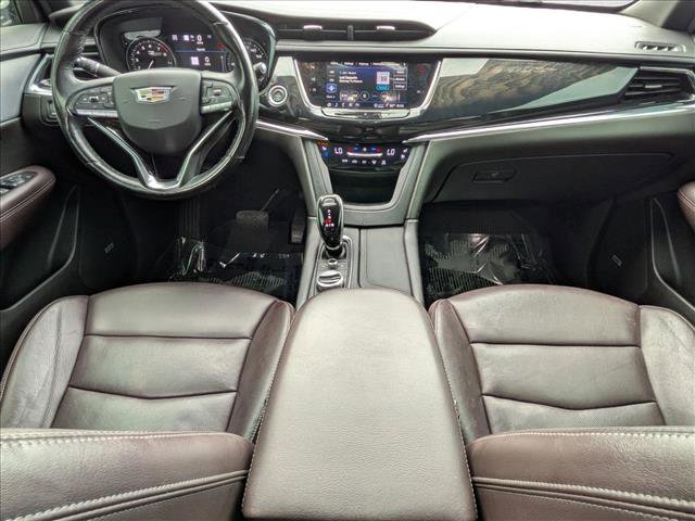 Used 2021 Cadillac XT6 Premium Luxury AWD/4WD image 17