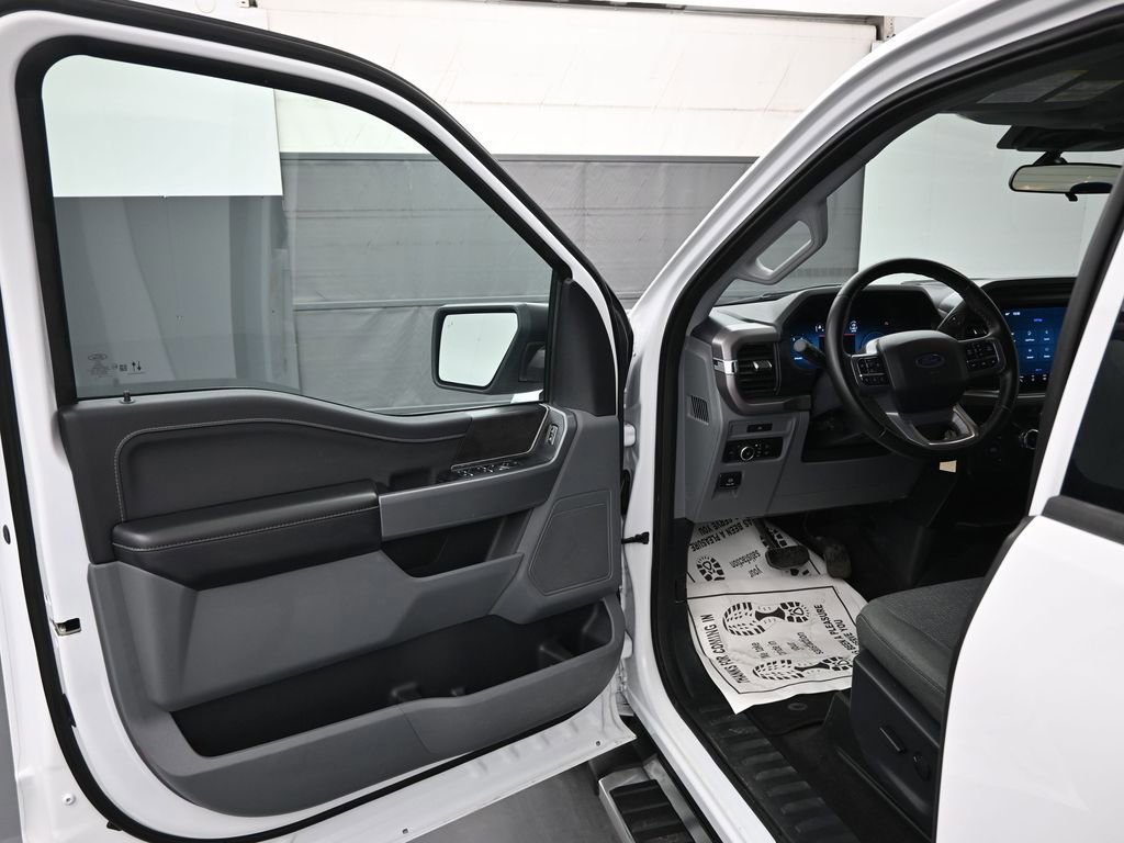 Certified 2025 Ford F150 XLT w/ Equipment Group 301A Standard image 35