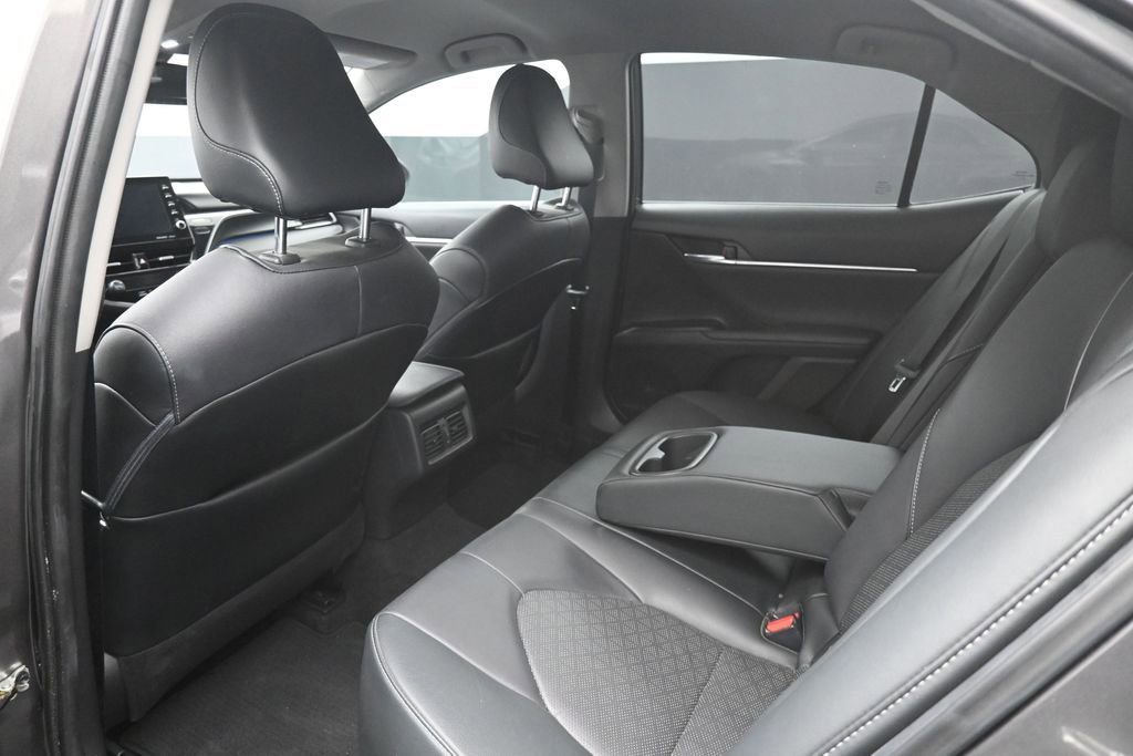 Used 2021 Toyota Camry XSE FWD image 25