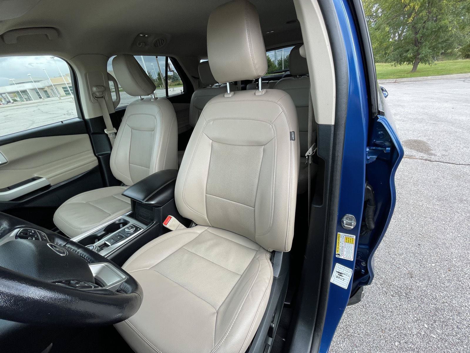 Certified 2021 Ford Explorer Limited AWD/4WD image 18