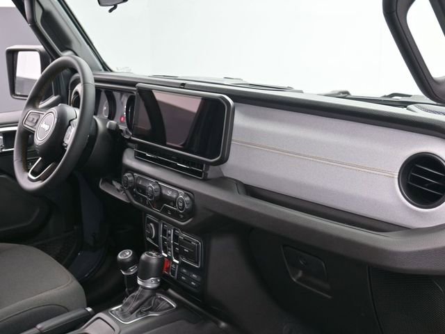 Used 2024 Jeep Wrangler Unlimited Sport AWD/4WD image 27