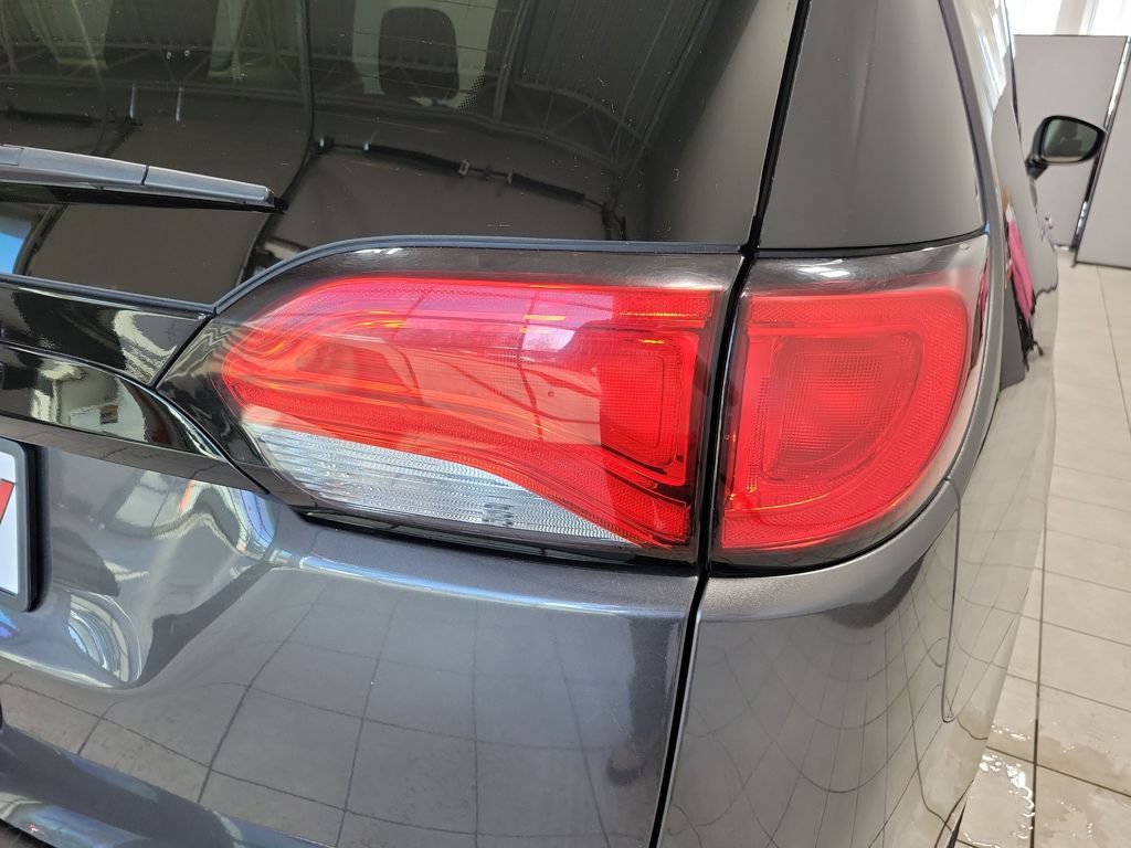 Used 2023 Chrysler Voyager LX FWD image 16