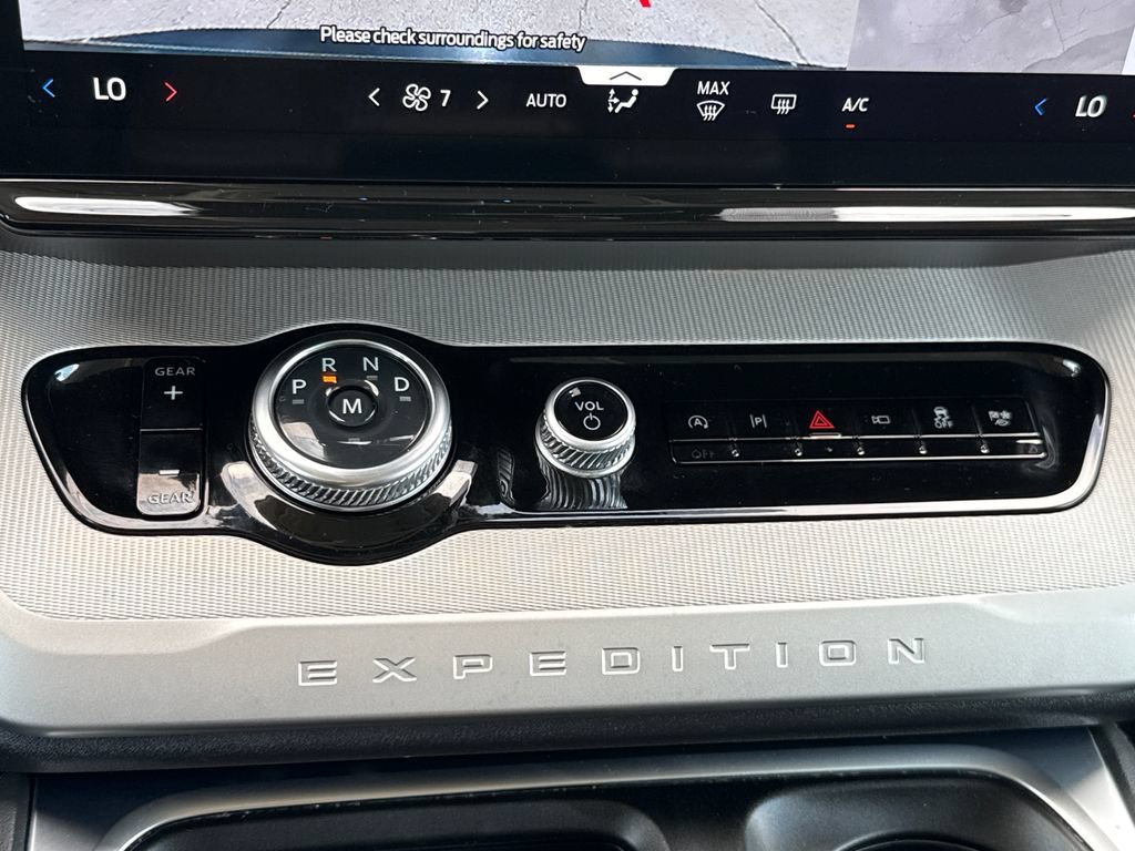 Certified 2025 Ford Expedition Active RWD image 24