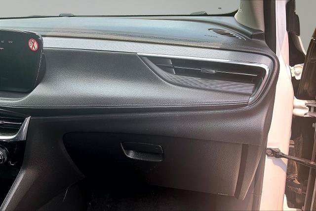 Used 2024 Buick Encore GX Sport Touring FWD image 17