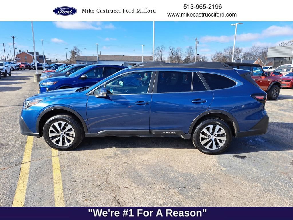 Used 2022 Subaru Outback Premium image 6