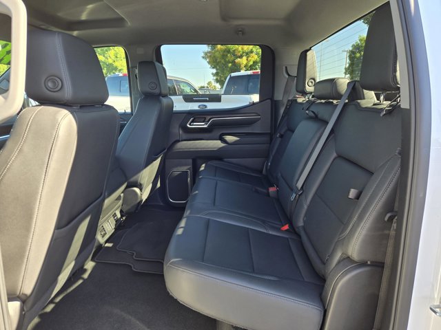 Used 2024 GMC Sierra 1500 SLT AWD/4WD image 10