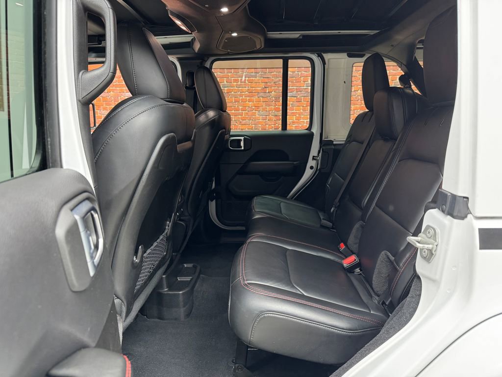 Used 2024 Jeep Wrangler Unlimited Rubicon AWD/4WD image 27