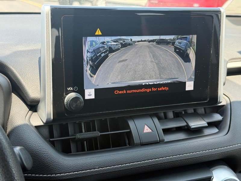 Used 2023 Toyota RAV4 LE AWD/4WD image 20