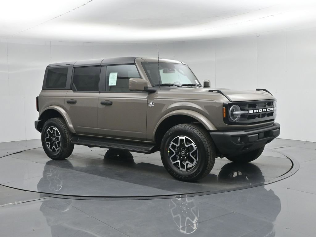 Certified 2026 Ford Bronco Outer Banks AWD/4WD image 10