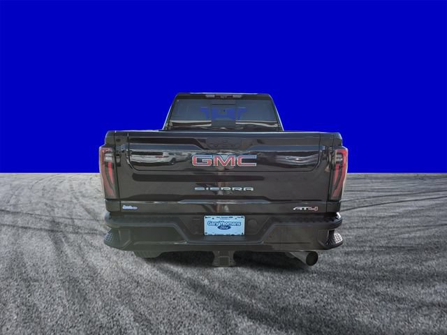 Used 2024 GMC Sierra 2500 AT4 w/ AT4 Premium Plus Package AWD/4WD image 5