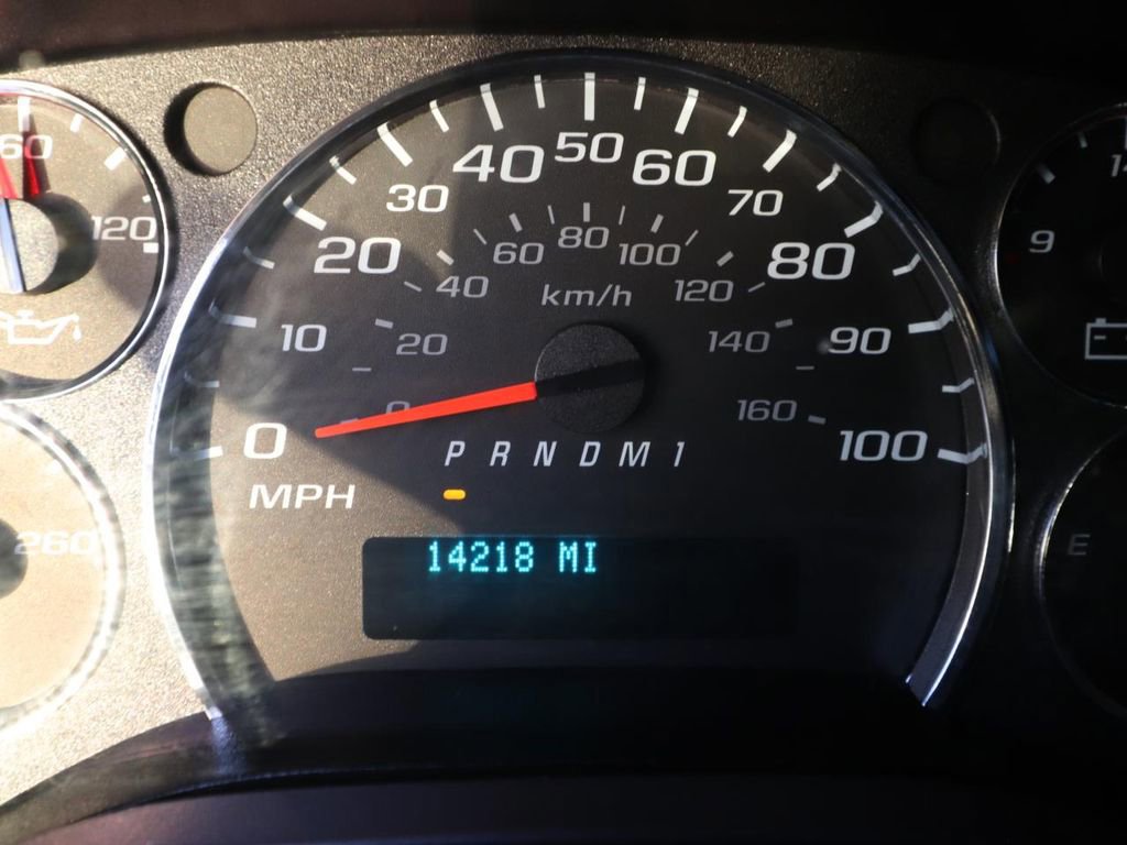 Used 2024 GMC Savana 2500 w/ Driver Convenience Package image 20