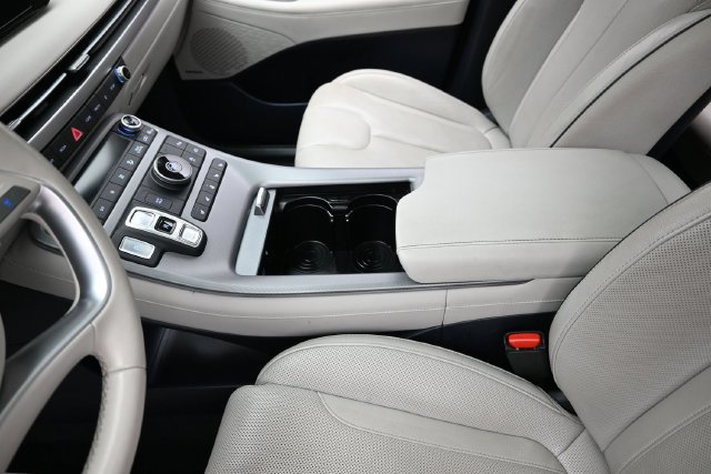 Used 2024 Hyundai Palisade Limited FWD image 27