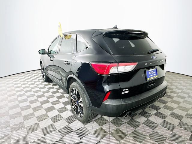Certified 2022 Ford Escape SE w/ SE Sport Appearance Package image 3