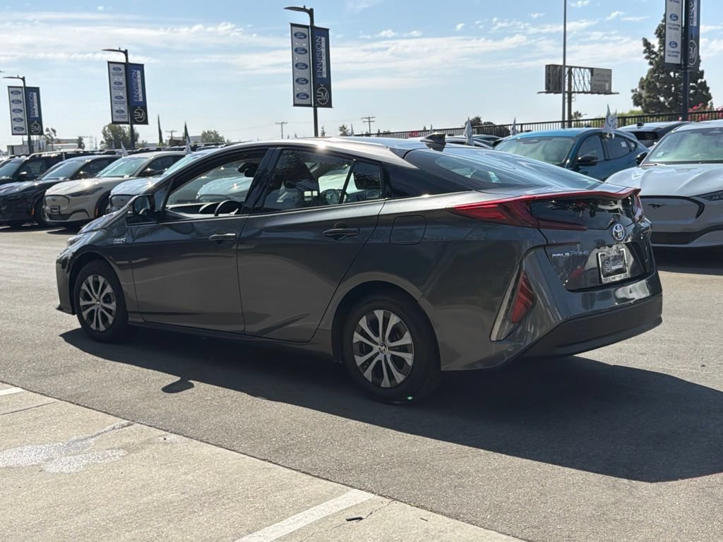 Used 2020 Toyota Prius Prime LE FWD image 8