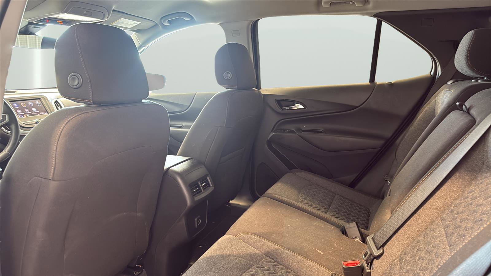 Used 2024 Chevrolet Equinox LT FWD image 18