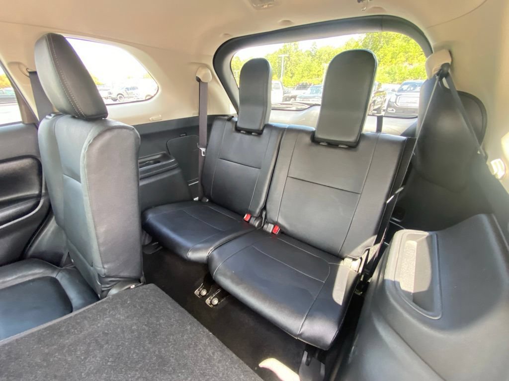 Used 2018 Mitsubishi Outlander SE FWD image 26