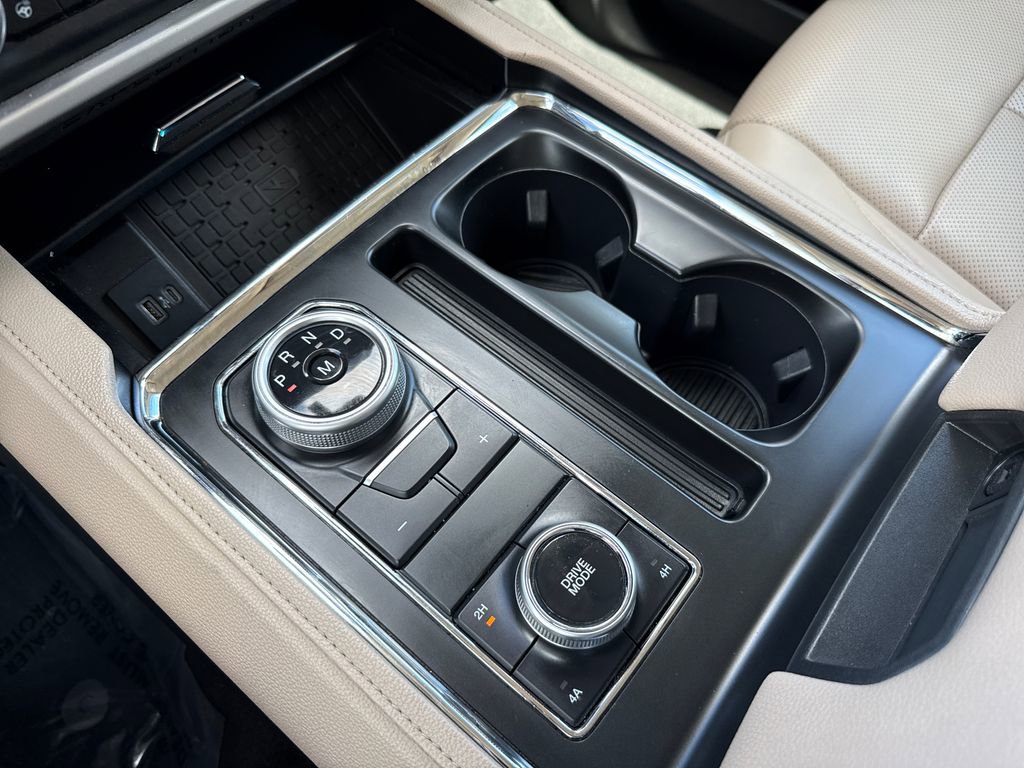 Certified 2024 Ford Expedition Max XLT image 24