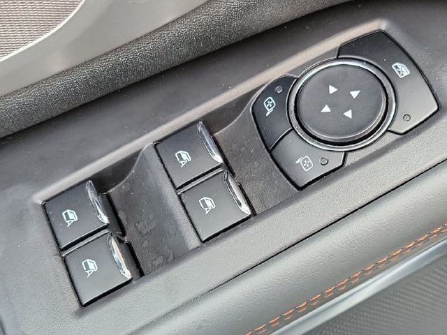 Certified 2025 Ford Expedition Active AWD/4WD image 23