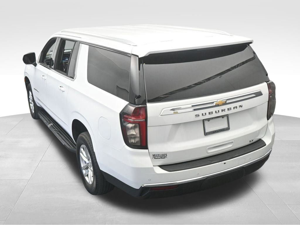 Used 2023 Chevrolet Suburban LT image 16