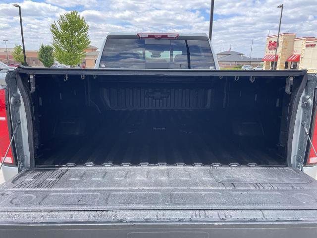 Used 2025 Chevrolet Silverado 2500 LTZ w/ LTZ Premium Package AWD/4WD image 39