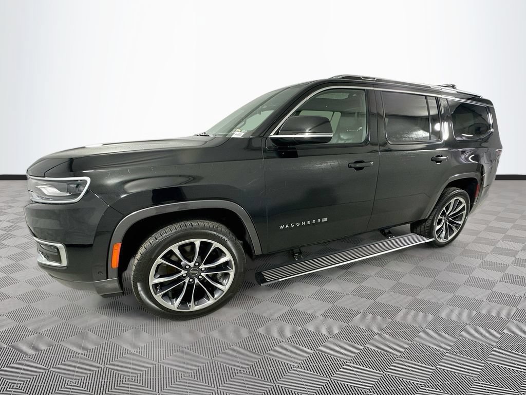 Used 2022 Jeep Wagoneer Series III w/ Premium Group I AWD/4WD image 6