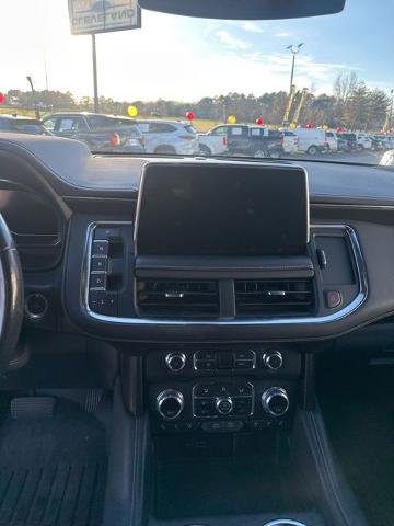 Used 2022 GMC Yukon XL AT4 image 14