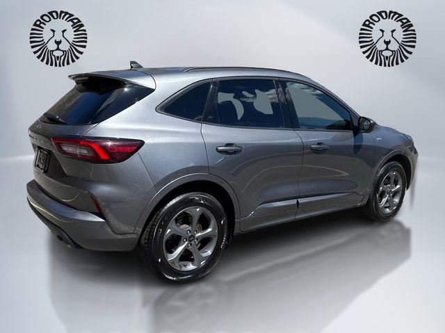 Certified 2024 Ford Escape ST-Line AWD/4WD image 5