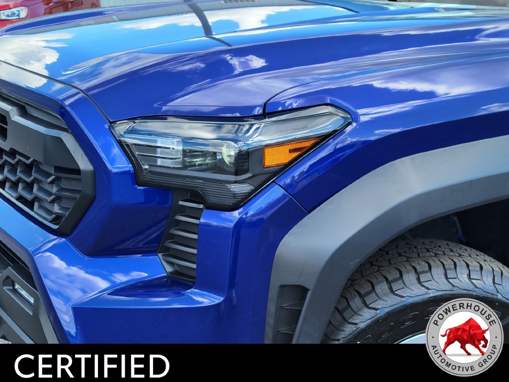 Used 2024 Toyota Tacoma TRD Off-Road AWD/4WD image 11