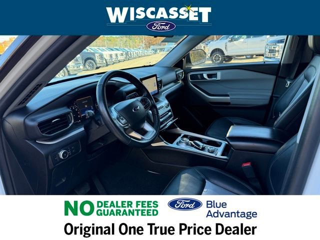 Certified 2022 Ford Explorer XLT w/ Equipment Group 202A image 11