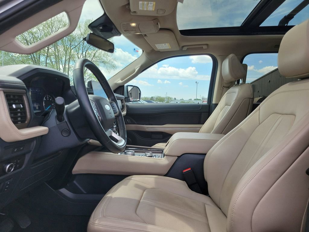 Certified 2024 Ford Expedition Limited image 18