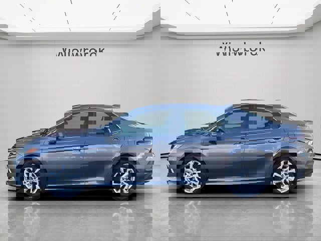 Used 2023 Toyota Camry LE image 2