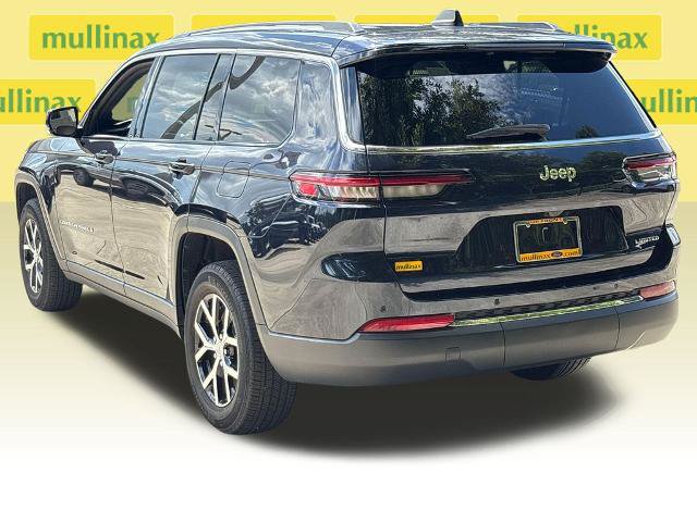 Used 2023 Jeep Grand Cherokee L Limited RWD image 10