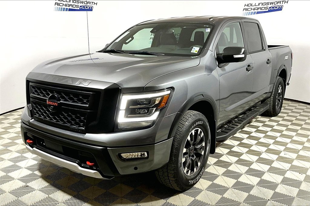 Used 2021 Nissan Titan PRO-4X w/ Pro-4x Convenience Package image 1