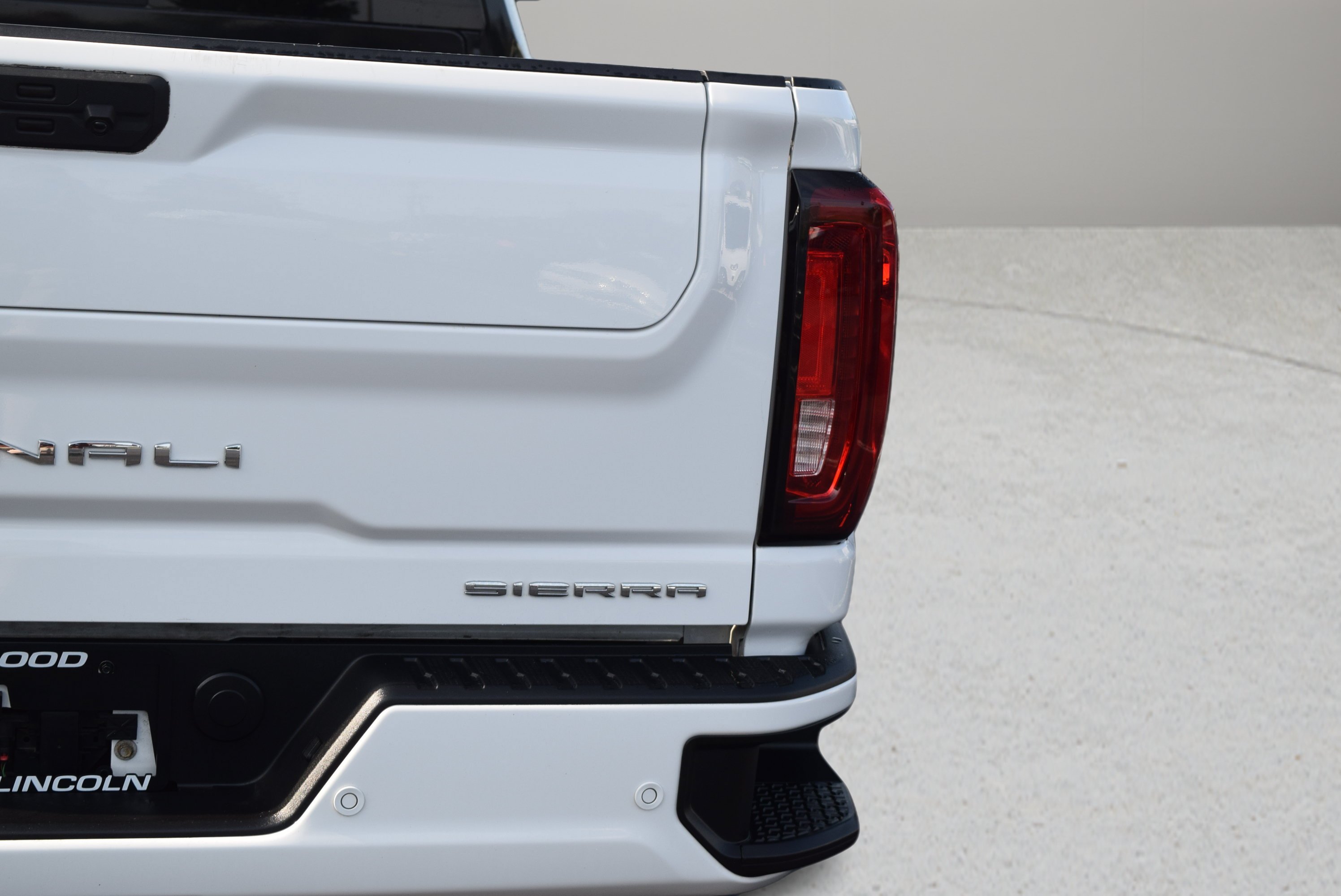 Used 2022 GMC Sierra 2500 Denali w/ Denali Ultimate Package AWD/4WD image 6