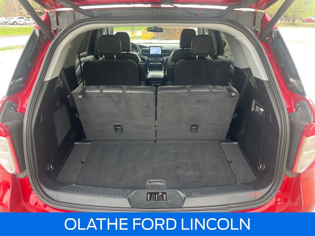Certified 2021 Ford Explorer Limited w/ Equipment Group 301A image 29