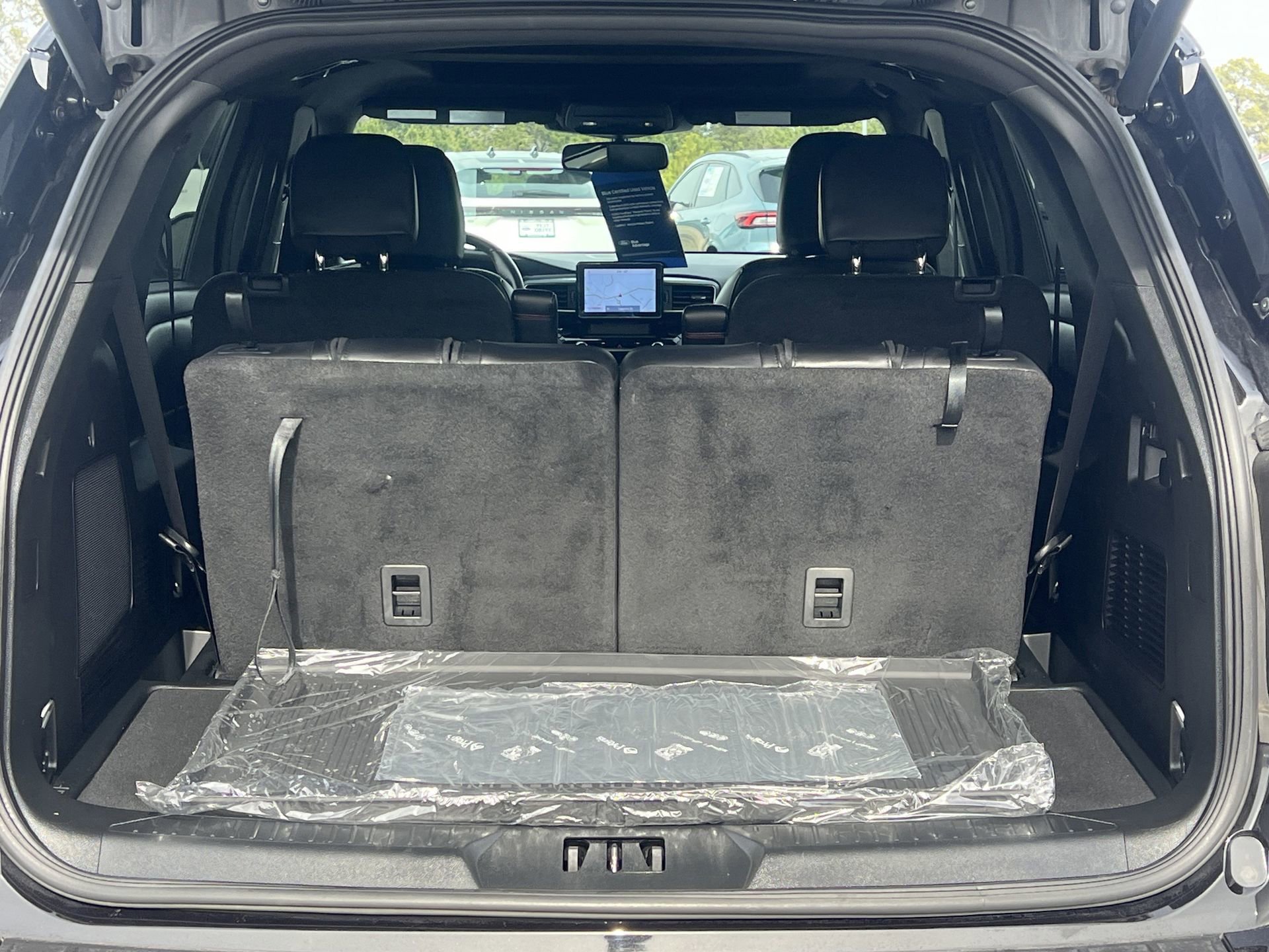 Certified 2023 Ford Explorer ST-Line w/ Class IV Trailer Tow Package image 28