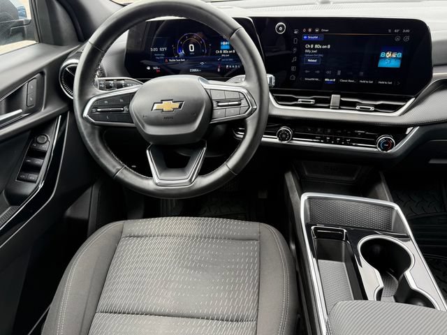 Used 2025 Chevrolet Equinox LT FWD image 8