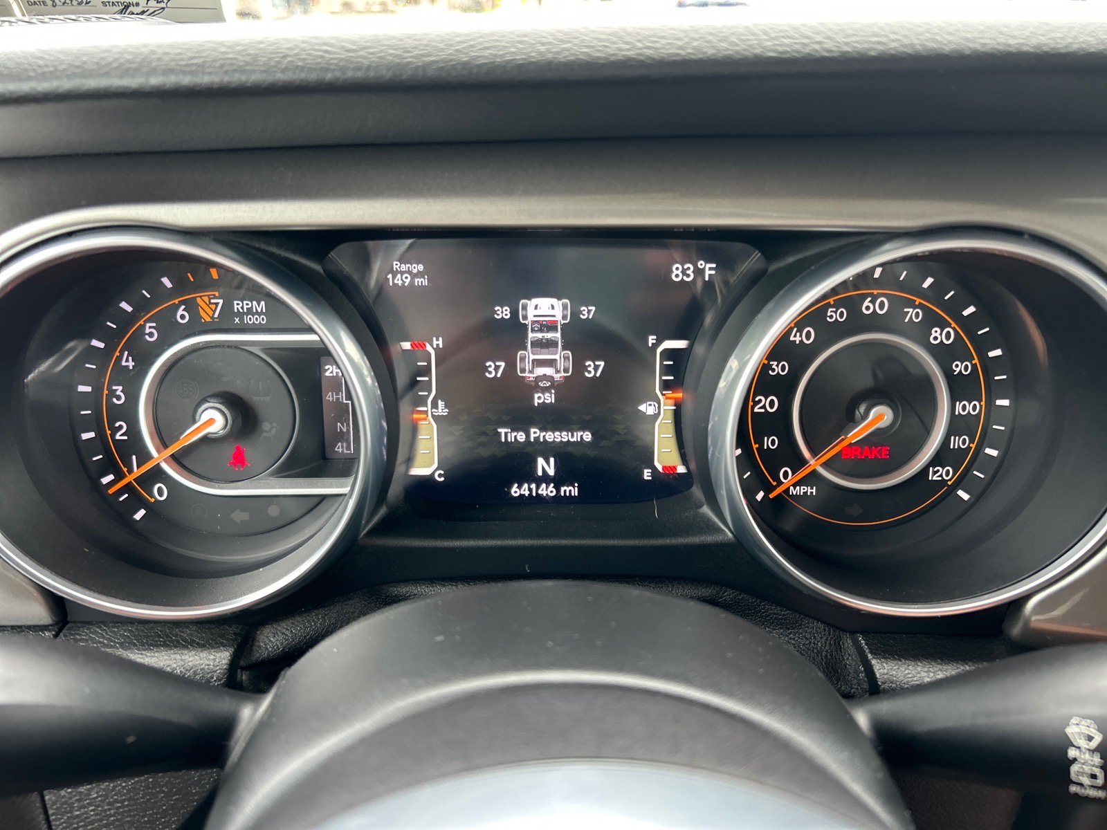 Used 2018 Jeep Wrangler Unlimited Sahara AWD/4WD image 26